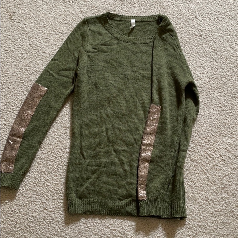 Maternity shirt
